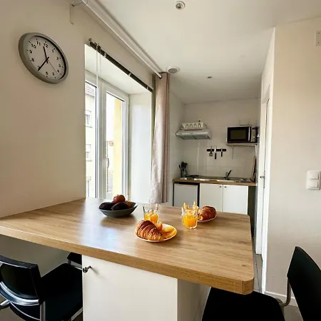 M 101 Pause Détente Proche Centre Metz Woippy