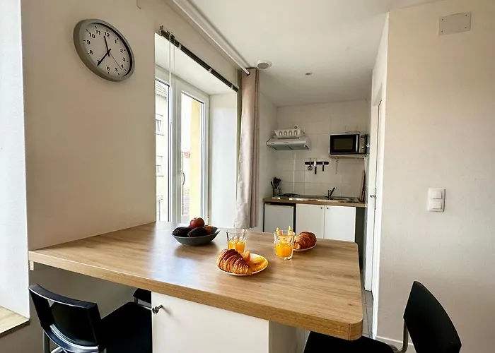 M 101 Pause Détente Proche Centre Metz Woippy